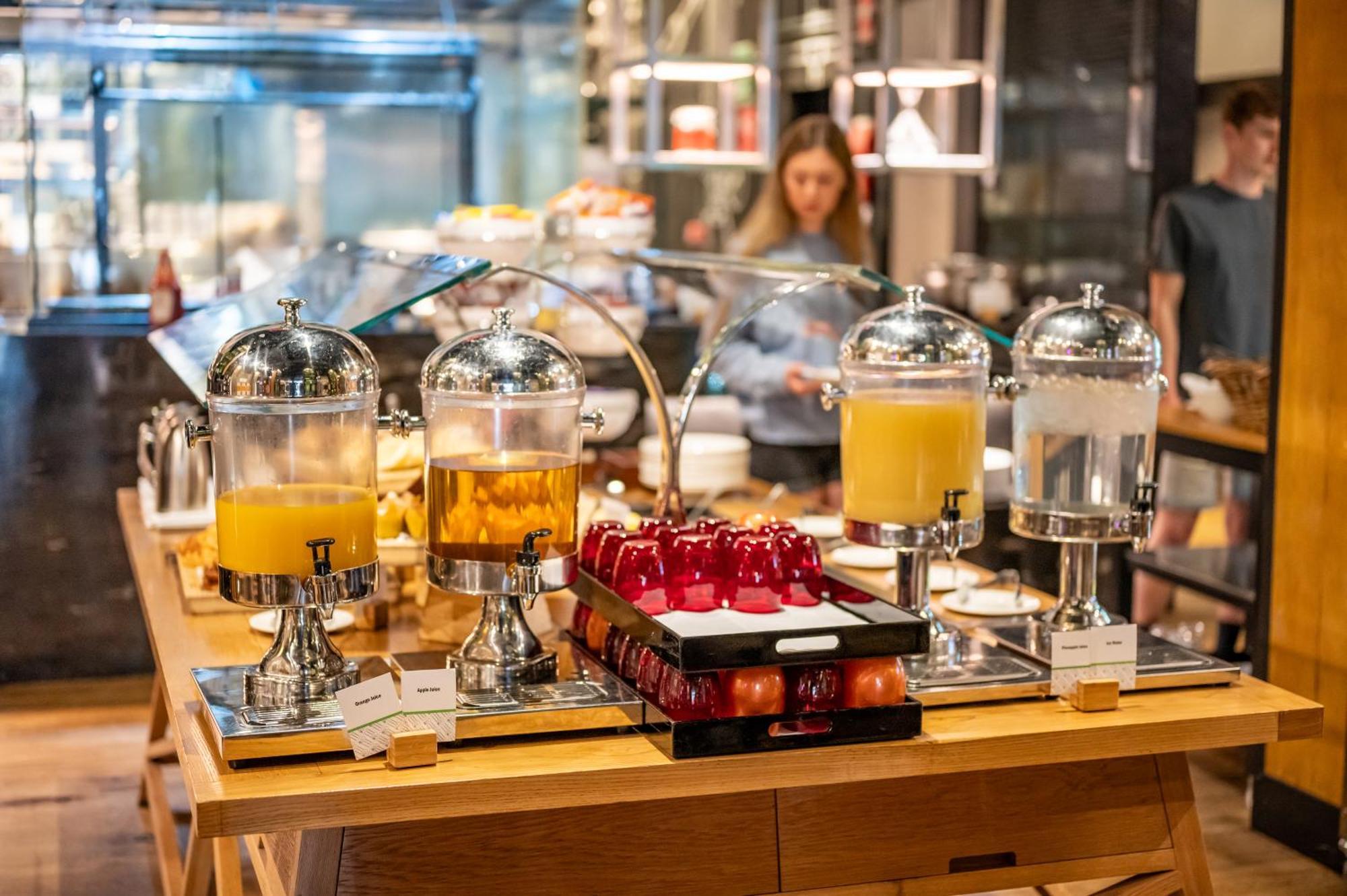 Doubletree By Hilton Melbourne Hotel Ngoại thất bức ảnh