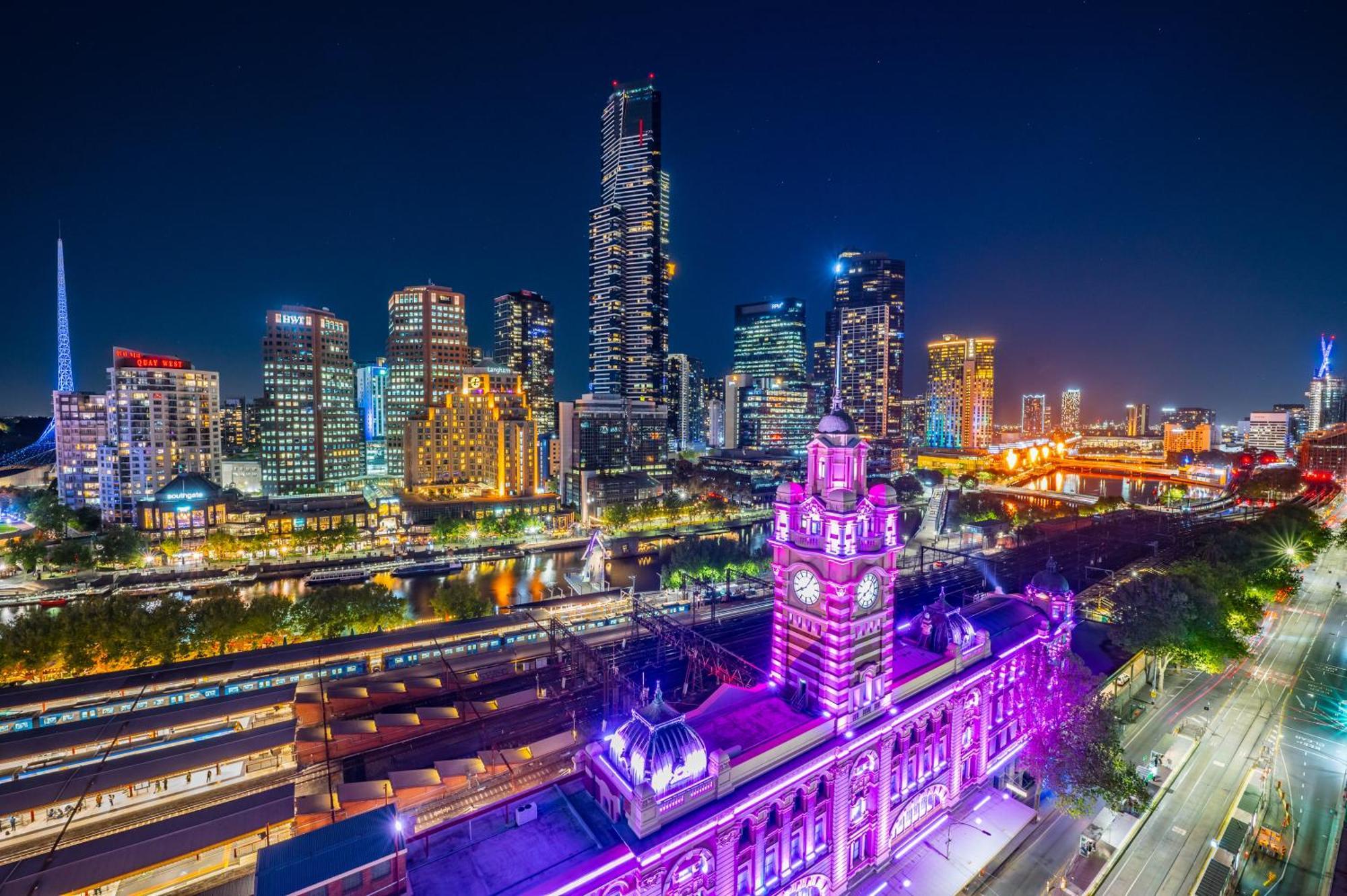 Doubletree By Hilton Melbourne Hotel Ngoại thất bức ảnh