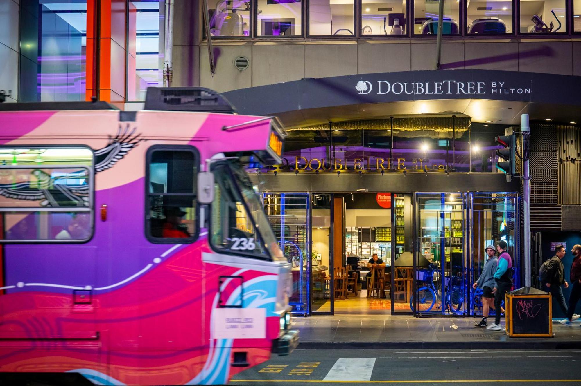 Doubletree By Hilton Melbourne Hotel Ngoại thất bức ảnh