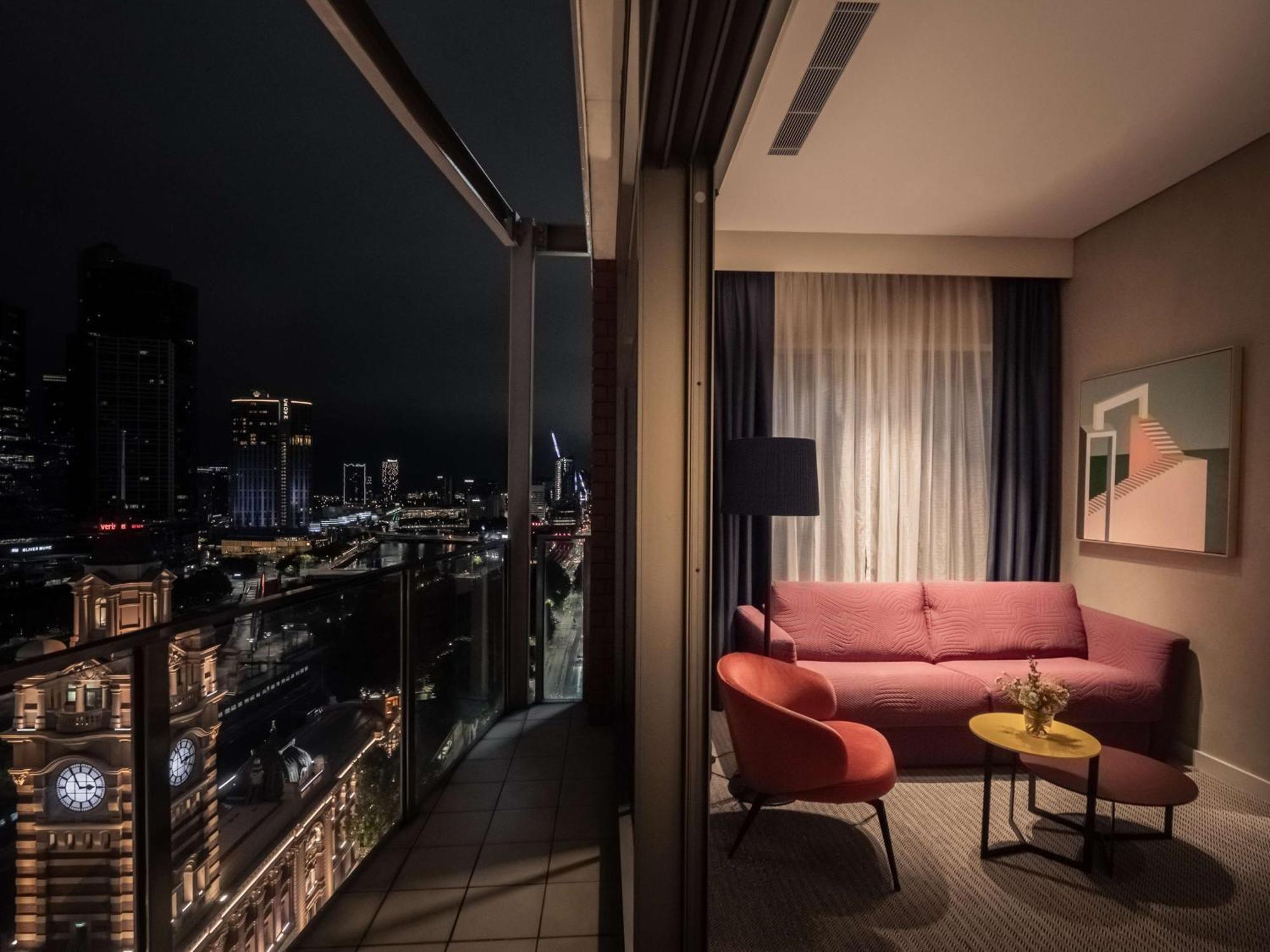 Doubletree By Hilton Melbourne Hotel Ngoại thất bức ảnh